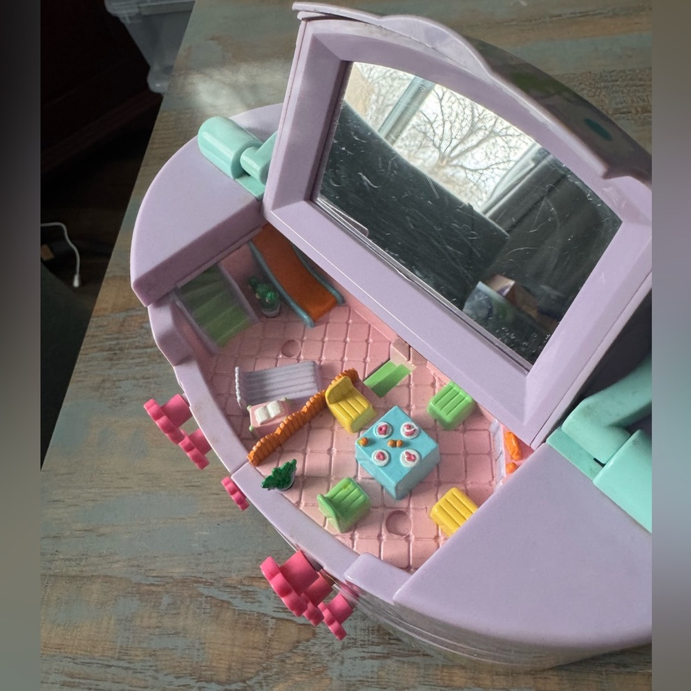 Polly Pocket 1991 Vintage Bluebird Pullout Playhouse Jewelry Box - Picture 10 of 16